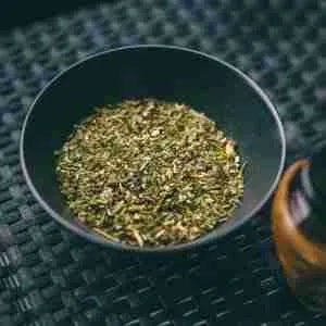 5 Herbs To Help You Detox, Cleanse & Refresh The Whole Body